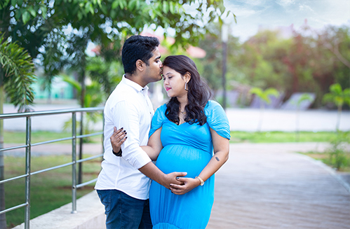 Maternity shoot in Navi Mumbai - Image 13
